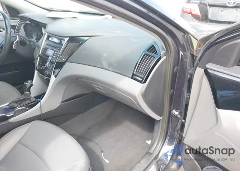 2013 Hyundai Sonata Limited 2.0T z USA, uszkodzony, nr VIN 5NPEC4AB2DH716363